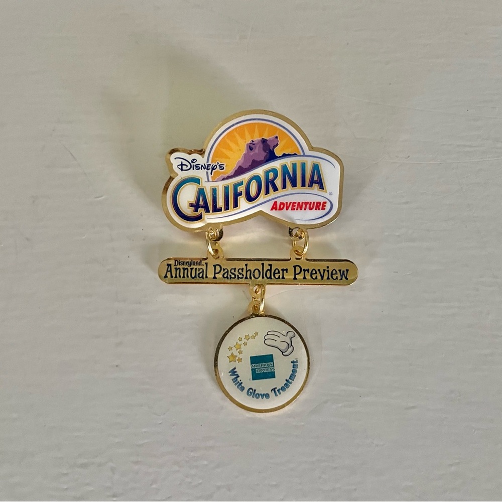 Disney California Adventure Passholder Opening Preview Pin. Extremely Rare!